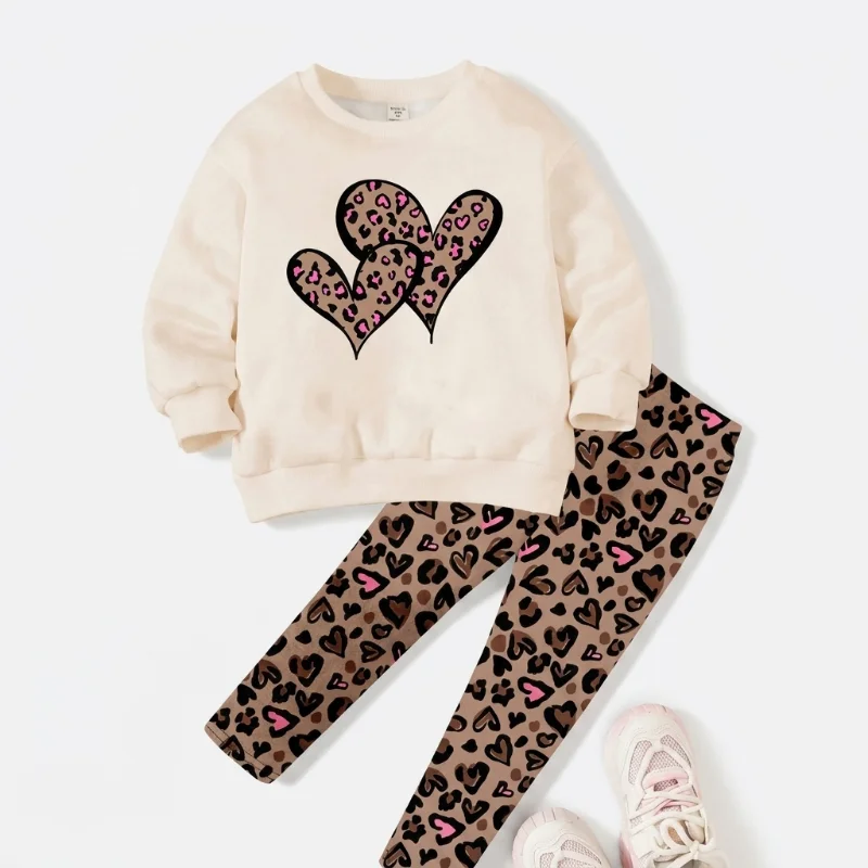 Conjunto de Sueter y Pantalón Animal Print