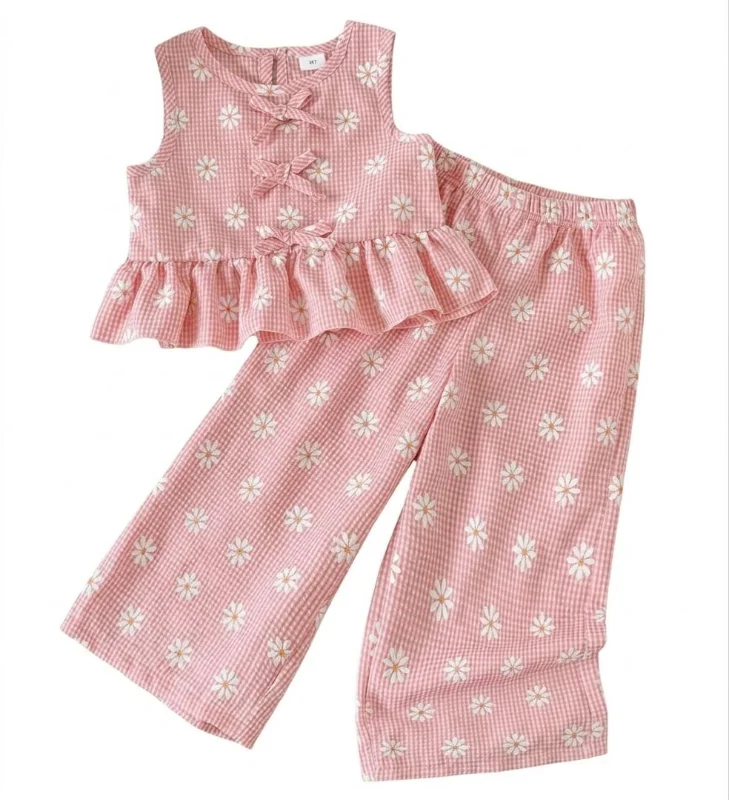 Conjunto de Pantalón con Blusa de Margaritas