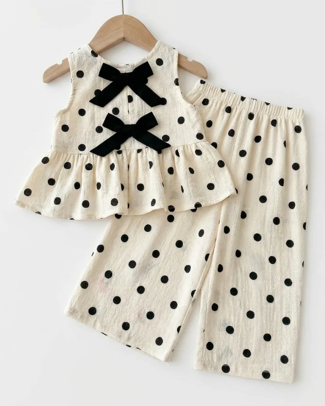 Conjunto de Pantalon con Lunares Negros
